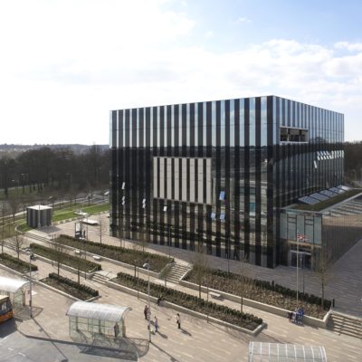 Corby Cube 3 400x400