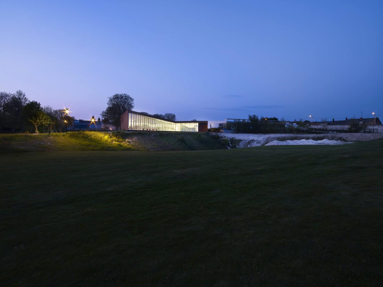 Médiathèque de Corbie par Béal & Blanckaert © Julien Lanoo