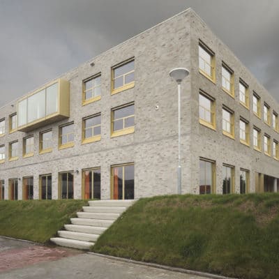 College Bornego Hvdn Studioninedots 1 400x400