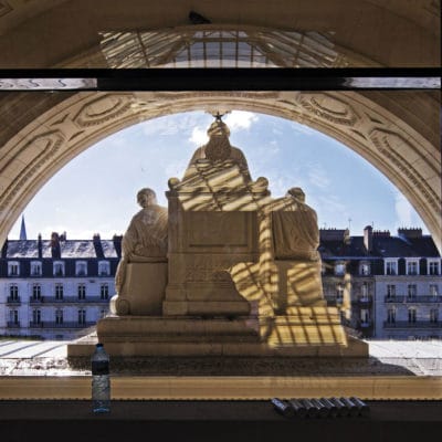 Le luxe remplace la justice à Nantes. Radisson Blu Hotel 14 400x400