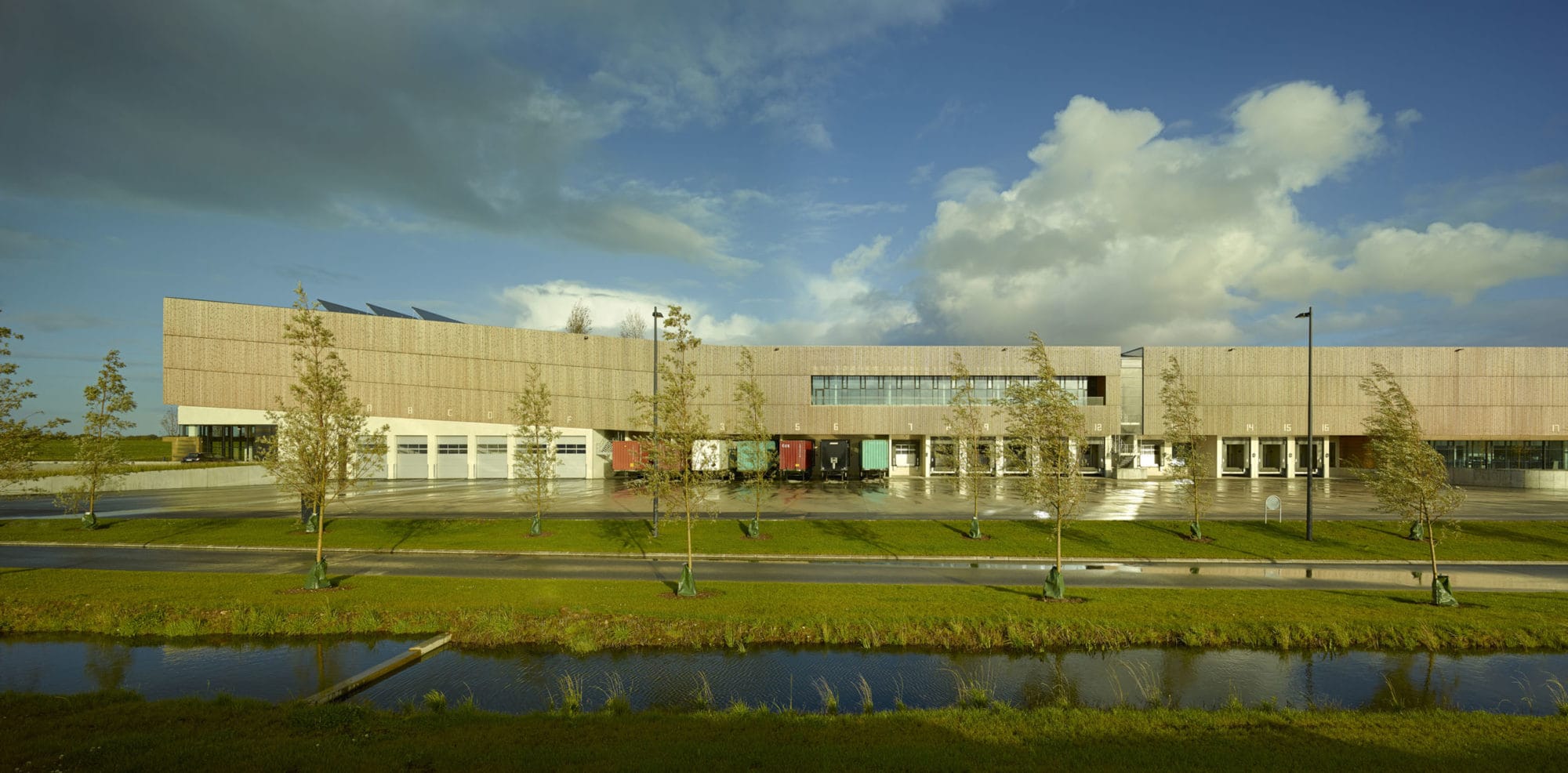 Bestseller Logistics Centre Moller Architects 11 2000x986