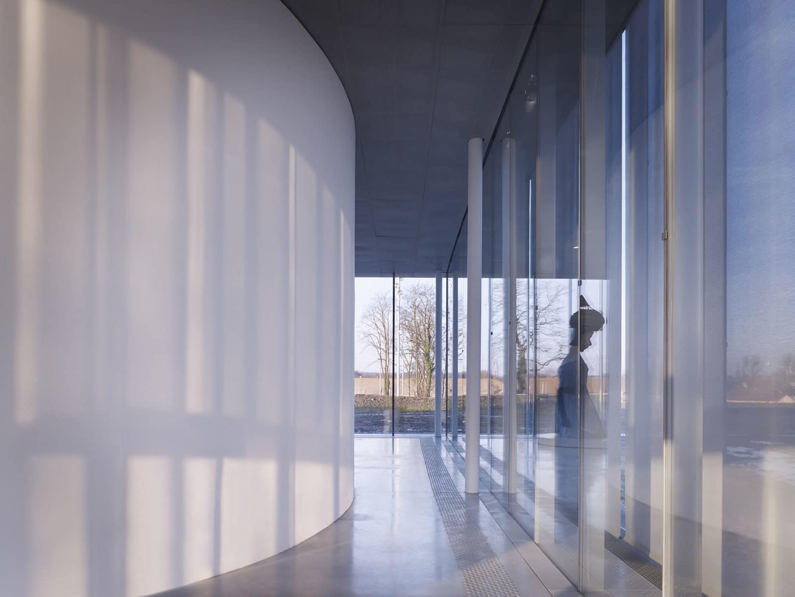 Louvre Lens Sanaa Julien Lanoo 27 1599x1200