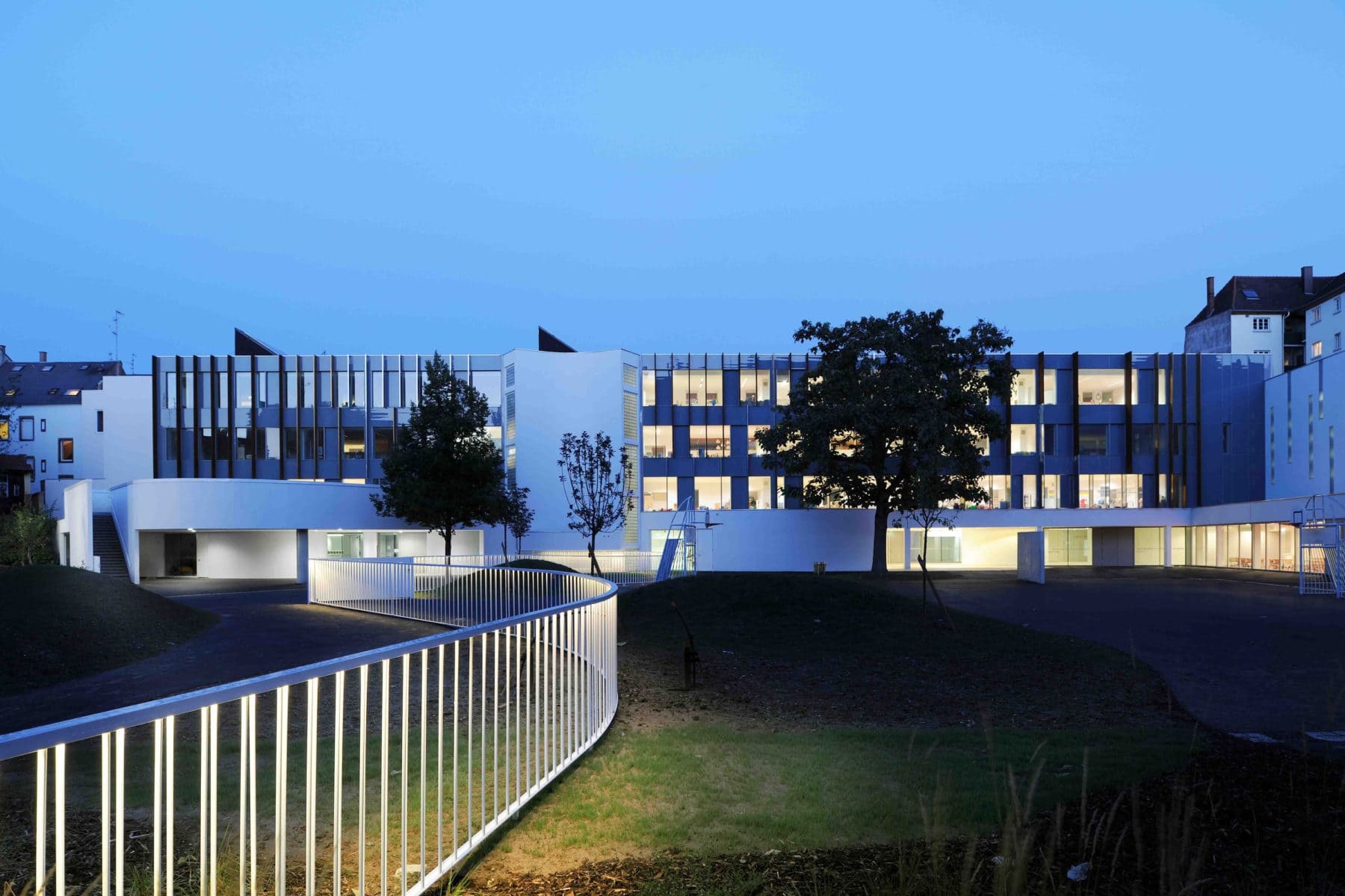 21 STRASBOURG GS SAINT JEAN COULON DR 1800x1200