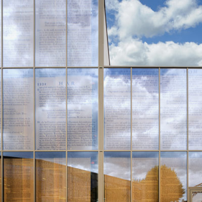 La Passerelle à Trévoux par Pierre Vurpas et Associés Architectes. La Passerelle Trevoux 2 400x400