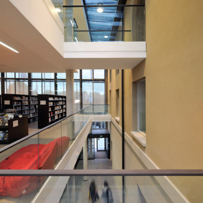 La Passerelle à Trévoux par Pierre Vurpas et Associés Architectes. La Passerelle Trevoux 4 400x400