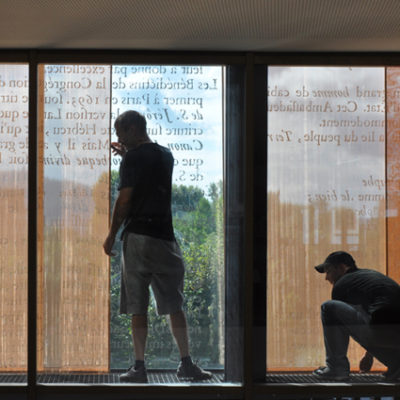 La Passerelle à Trévoux par Pierre Vurpas et Associés Architectes. Mediatheque Trevoux 2 400x400