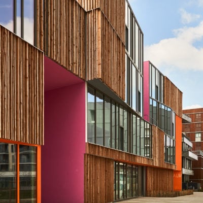 Groupe scolaire Simone Veil à Colombes par Dominique Coulon et Associés. 05 COLOMBES DSC 4576 ©Eugeni Pons Web 400x400