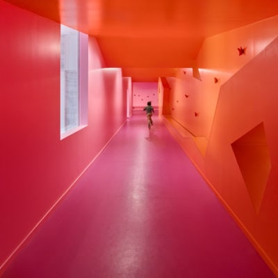 Groupe scolaire Simone Veil à Colombes par Dominique Coulon et Associés. 17 COLOMBES CF039464 ©Eugeni Pons Web 400x400