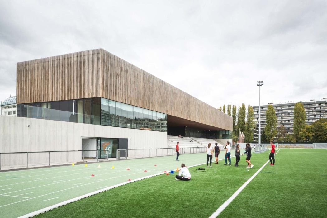 Complexe sportif Le Gallo à Boulogne-Billancourt par Bruno Mader Architecte Complexe Sportif Boulogne Billancourt Mader Photo 1 1050x700