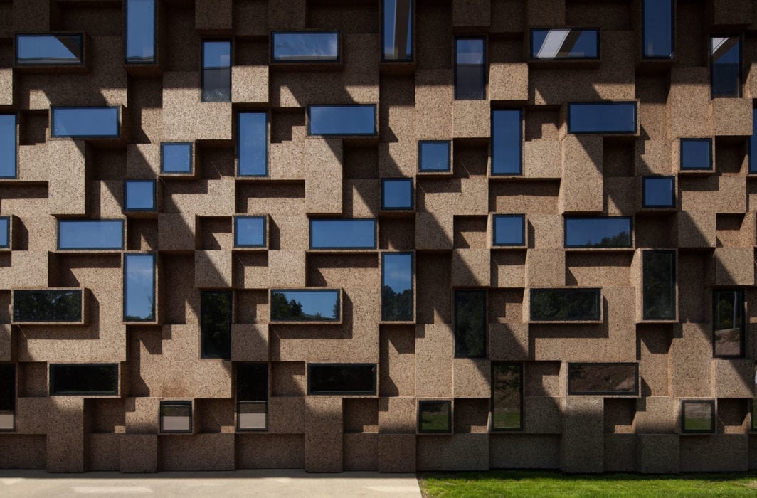 Centre de gymnastique de Guimarães par Pitagoras Group Gymnase Guimaraes Liege Pitagoras Group Photo 16 1064x700